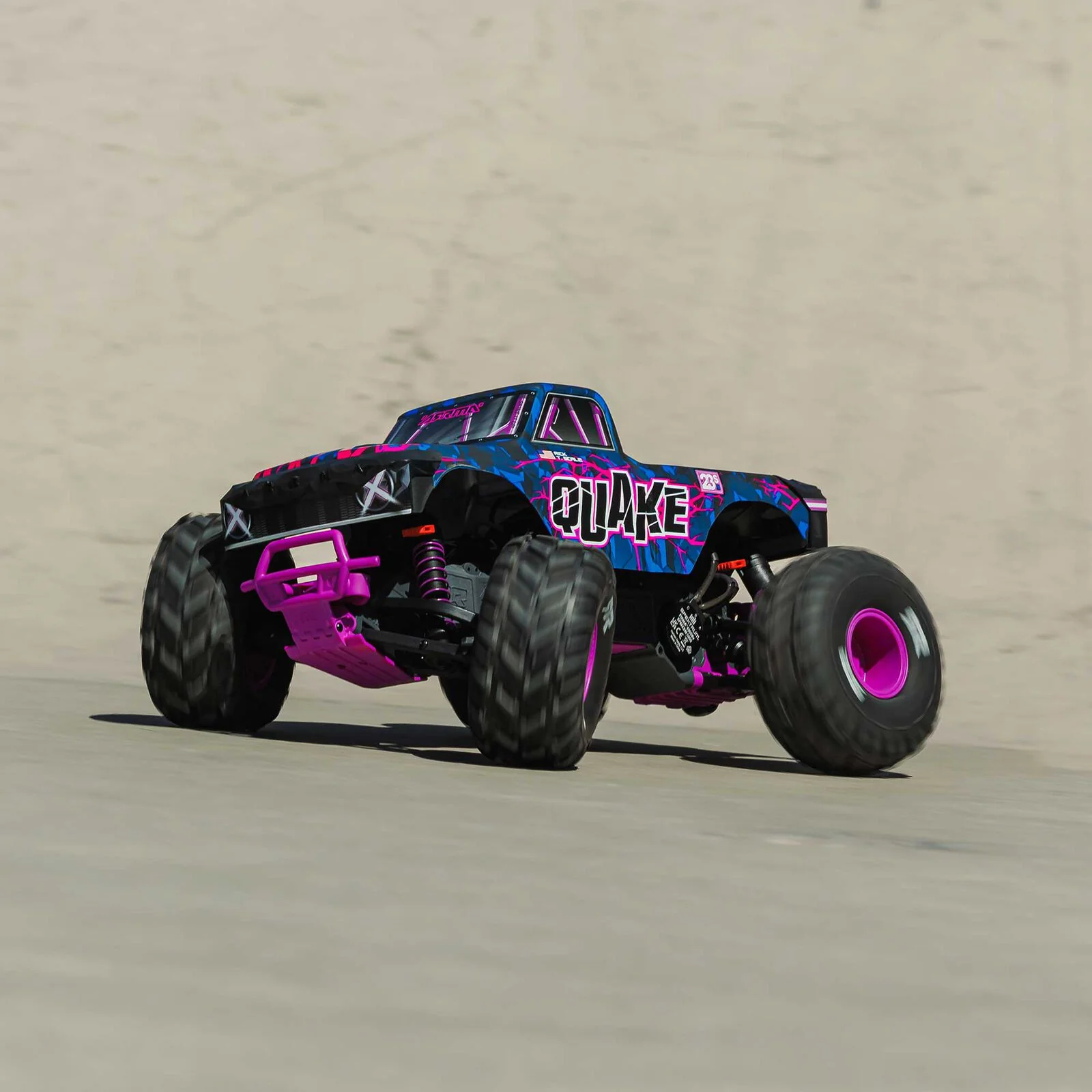 ARRMA 1/10 QUAKE 223S DSC 2WD RTR Brushless Monster Truck - Image 37