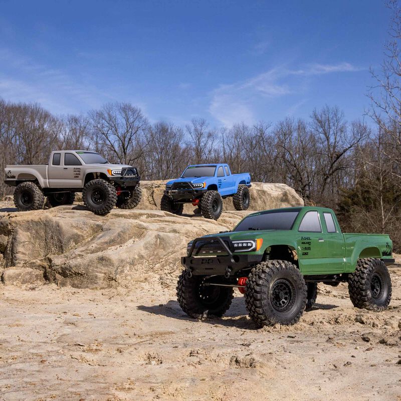 Axial 1/10 SCX10 III Base Camp 4WD Rock Crawler Brushed RTR - Blue - Image 16