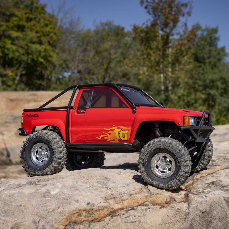 Axial 1/10SCX10 III 1987 Toyota SR5 - Image 62