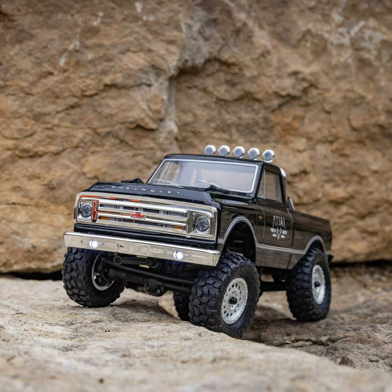 Axial 1/24 SCX24 1967 Chevrolet C10 4WD Brushed Truck RTR - Black - Image 16