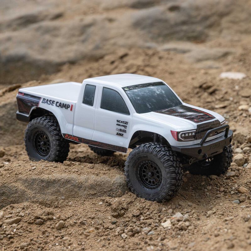 Axial 1/24 SCX24 Base Camp 4WD Rock Crawler Brushed RTR - White - Image 6
