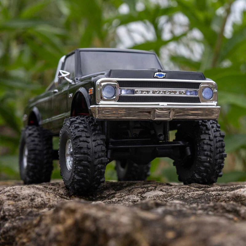 Axial 1/30 SCX30 Chevrolet K10 (Battery & Charger Included) - Image 4