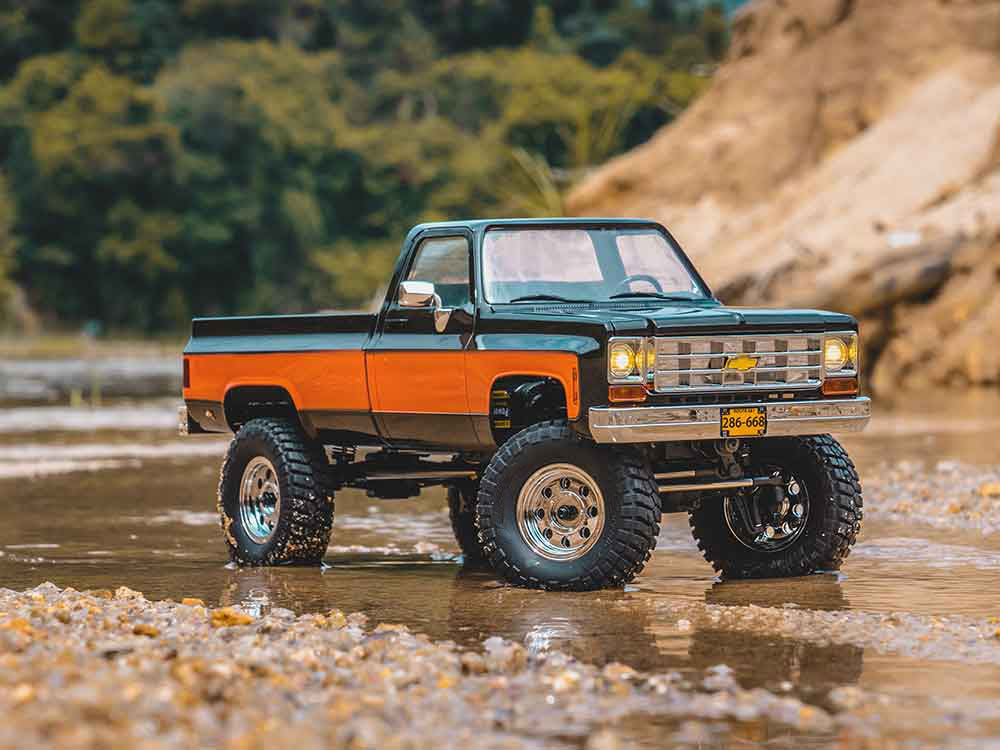 FMS 1:18 FCX18 Chevrolet K10 RTR - BLACK - Image 6