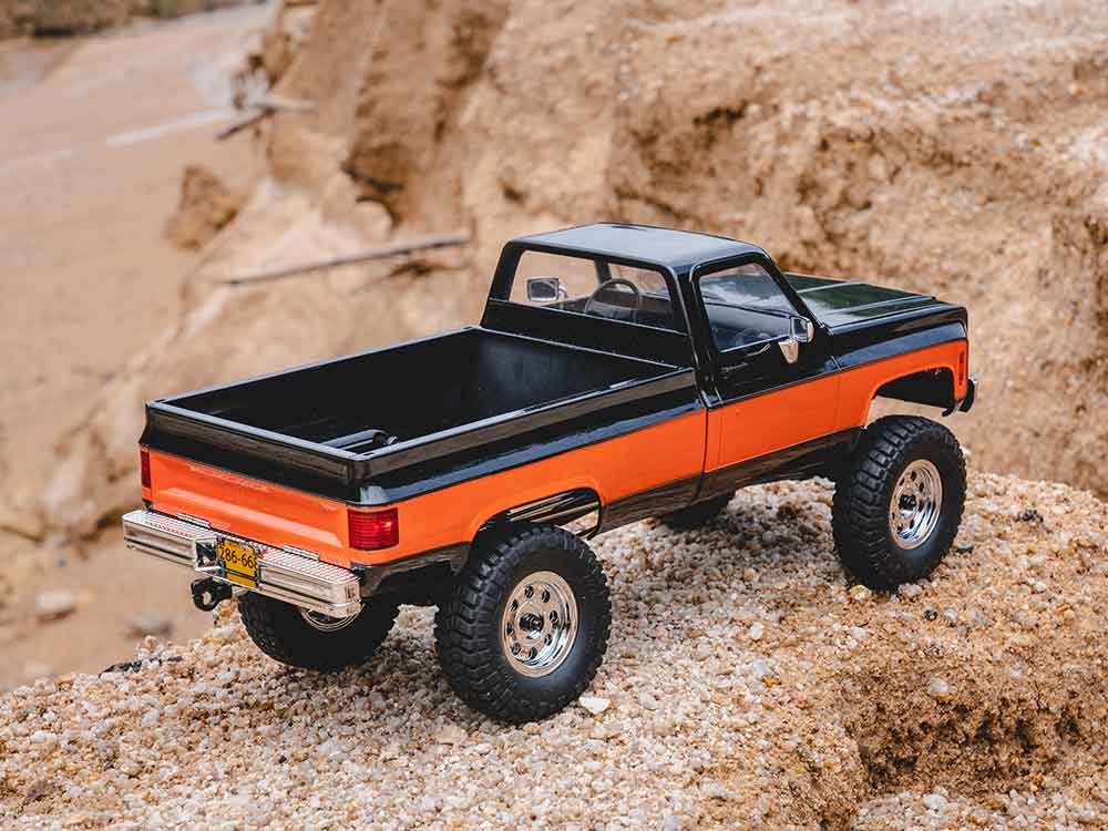 FMS 1:18 FCX18 Chevrolet K10 RTR - BLACK - Image 8
