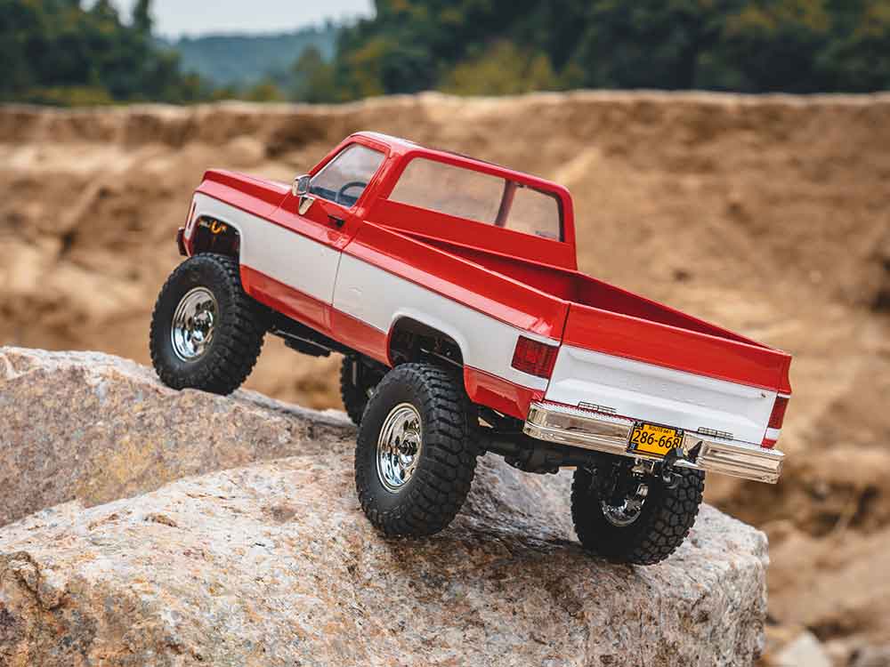 FMS 1:18 FCX18 Chevrolet K10 RTR - RED - Image 4