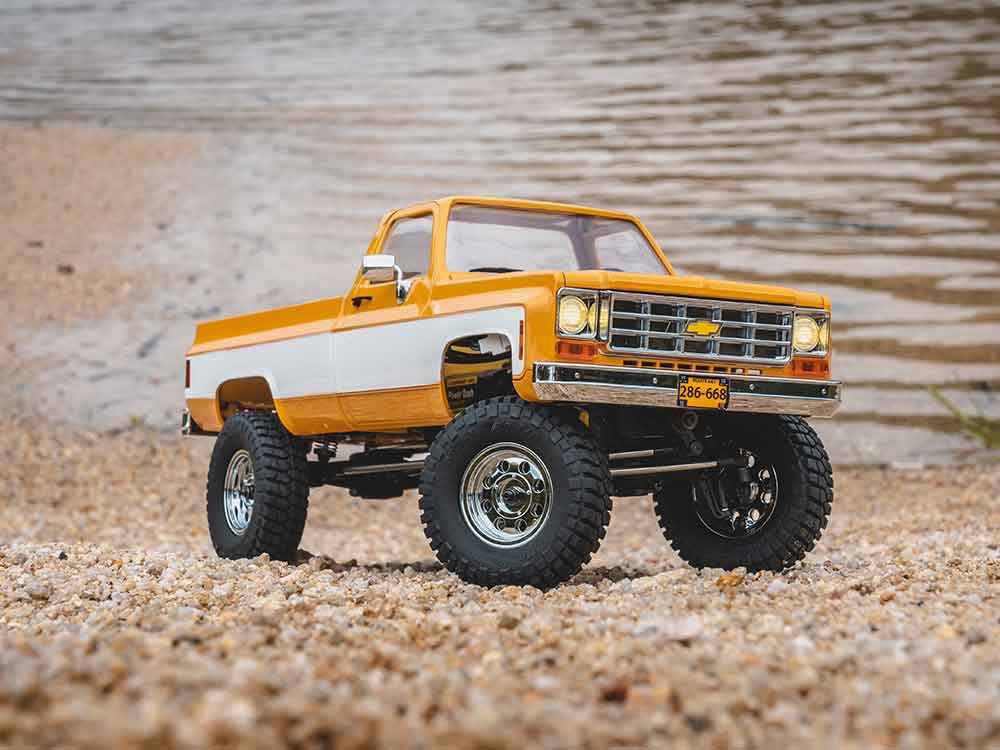 FMS 1:18 FCX18 Chevrolet K10 RTR - YELLOW - Image 3