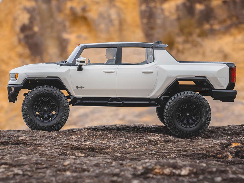 FMS 1:18 FCX18 Hummer EV Pickup Truck RTR - WHITE - Image 11