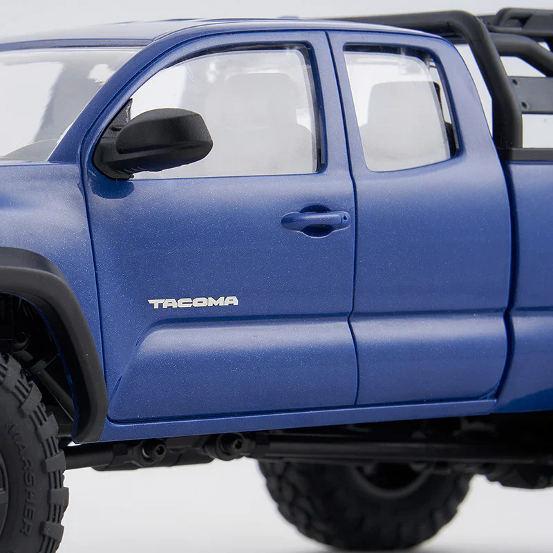 FMS 1:24 FCX24M Toyota Tacoma RTR - Image 35