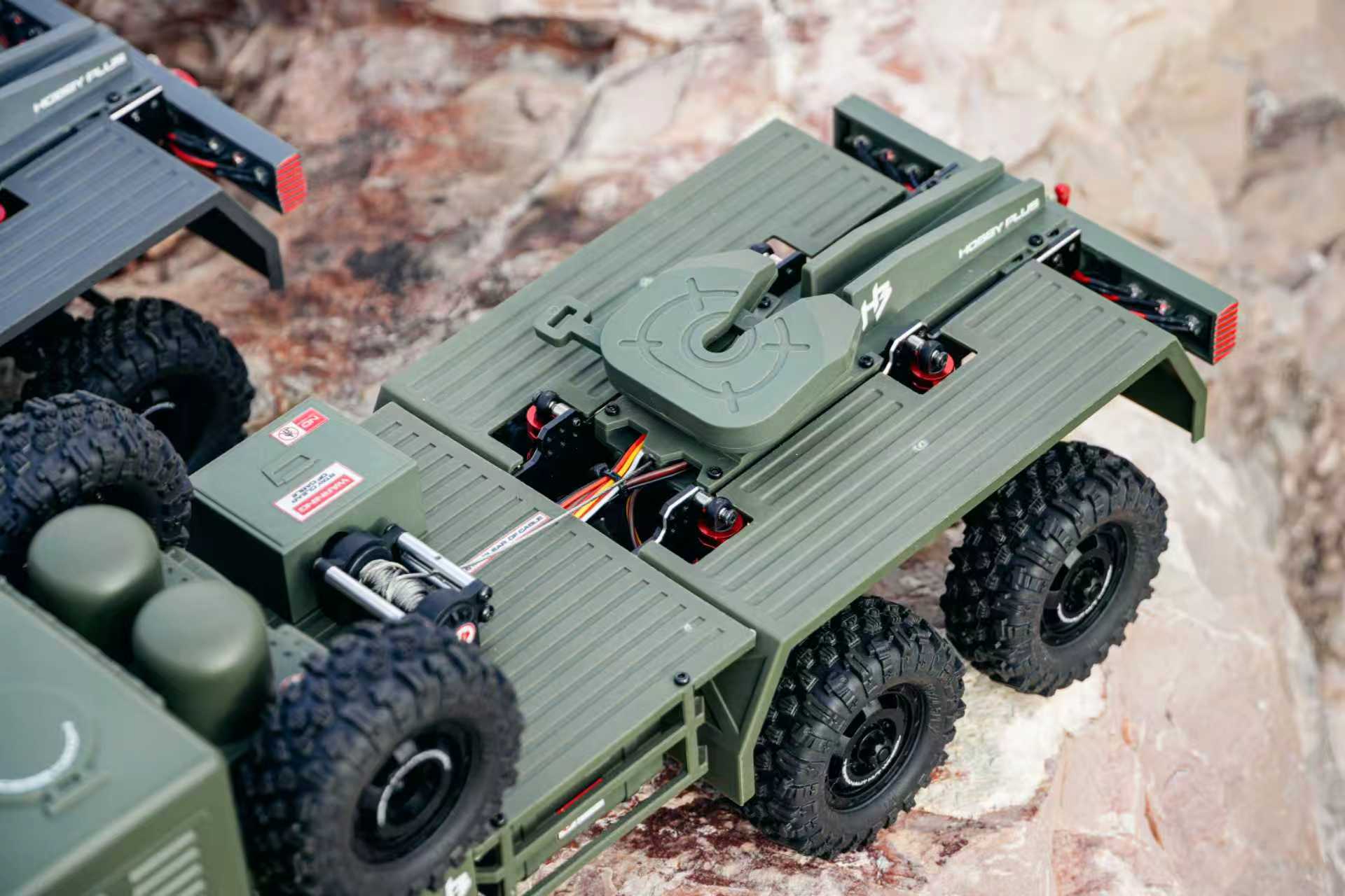 HobbyPlus CR-18P Terranaut 8X8 AWS RC Crawler - Image 15