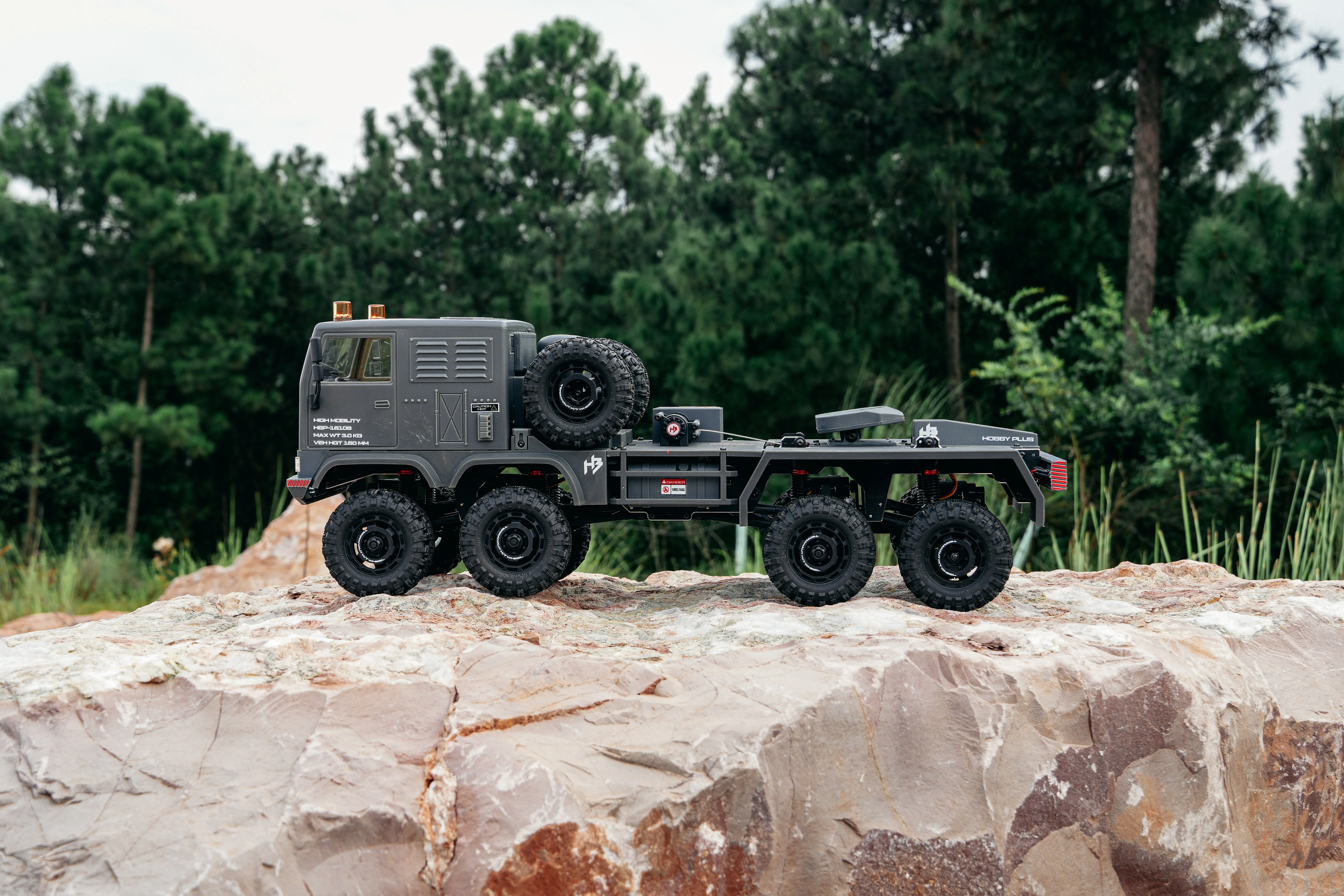HobbyPlus CR-18P Terranaut 8X8 AWS RC Crawler - Image 23