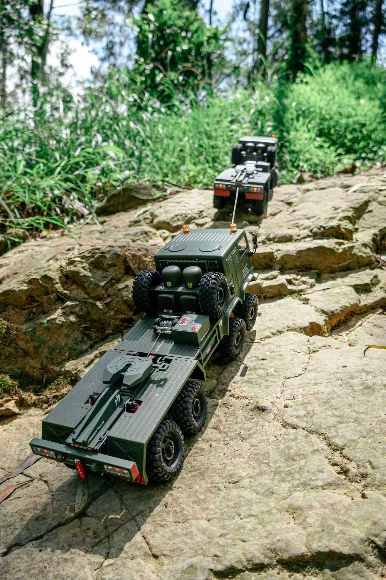 HobbyPlus CR-18P Terranaut 8X8 AWS RC Crawler - Image 34