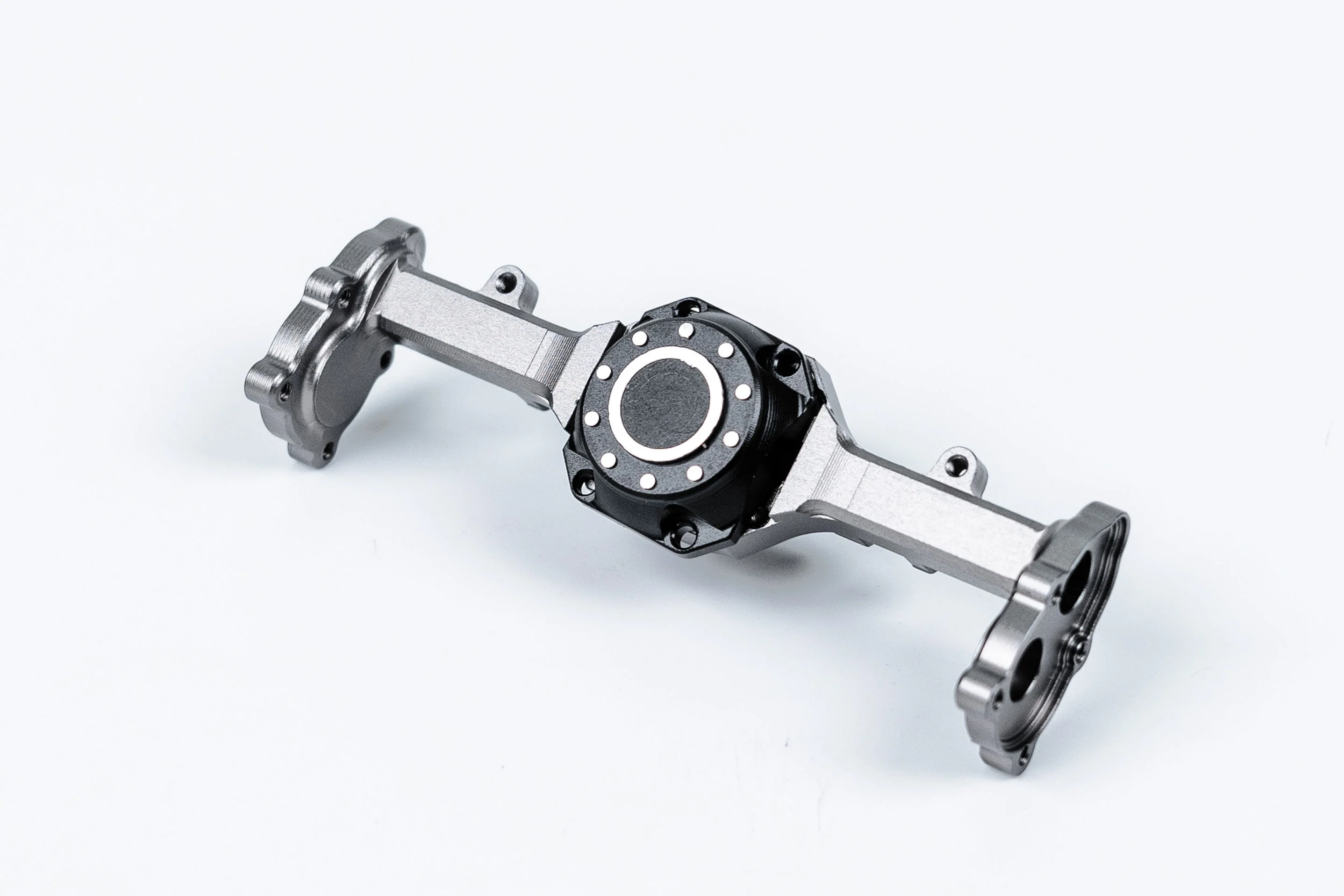 HobbyPlus Machine Aluminum Rear Axle For Arktos 6x6 - Image 4