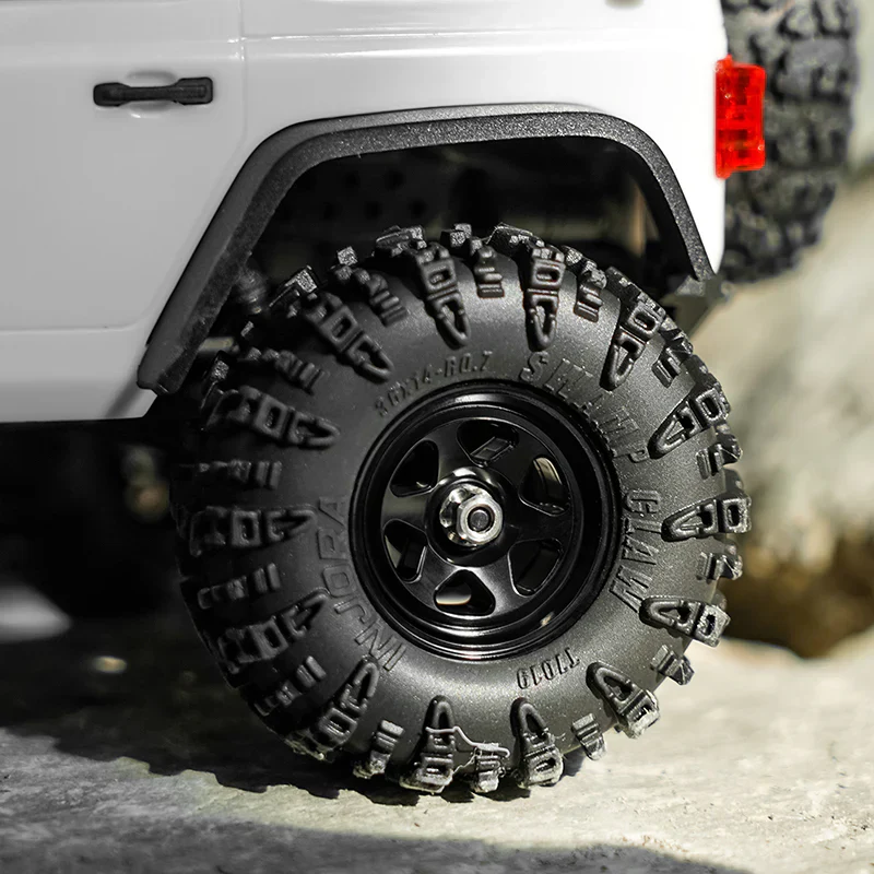INJORA 0.7" 6-Spoke Aluminum Wheels for 1/30 SCX30 - Image 10