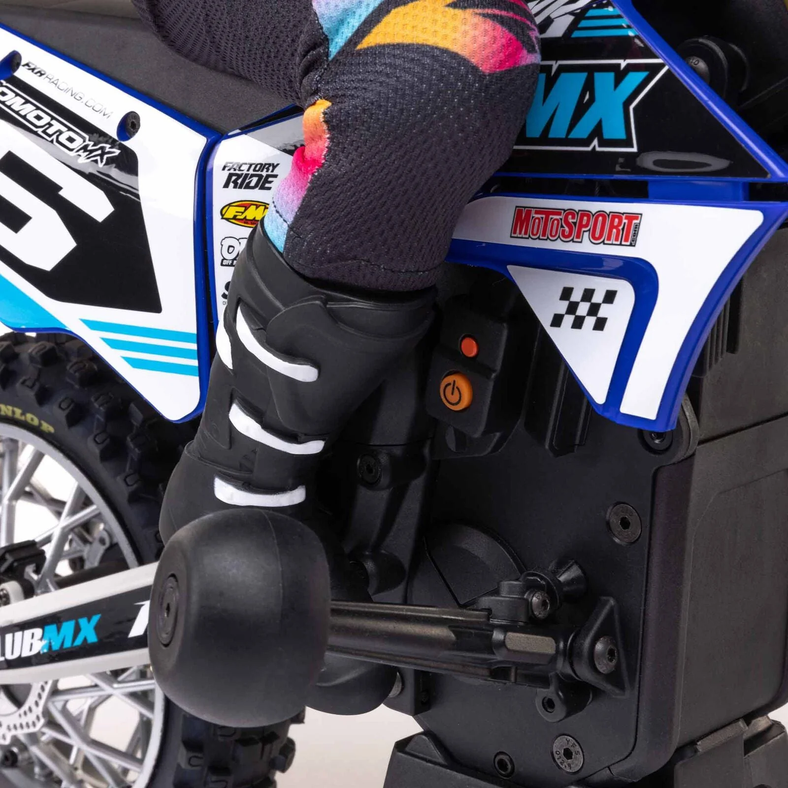 Losi 1/4 Promoto-MX Motorcycle RTR, Club MX - BLUE - Image 12