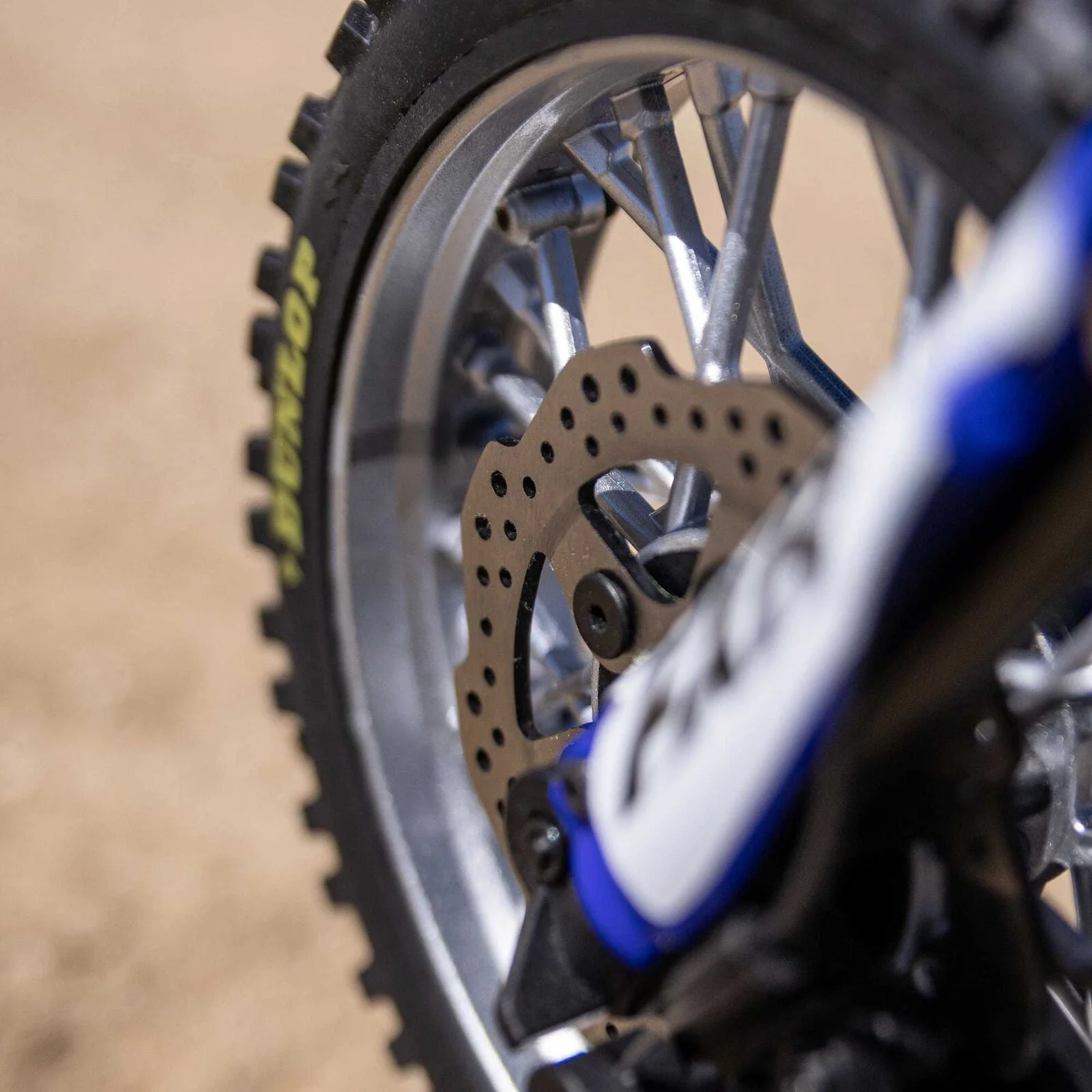 Losi 1/4 Promoto-MX Motorcycle RTR, Club MX - BLUE - Image 15