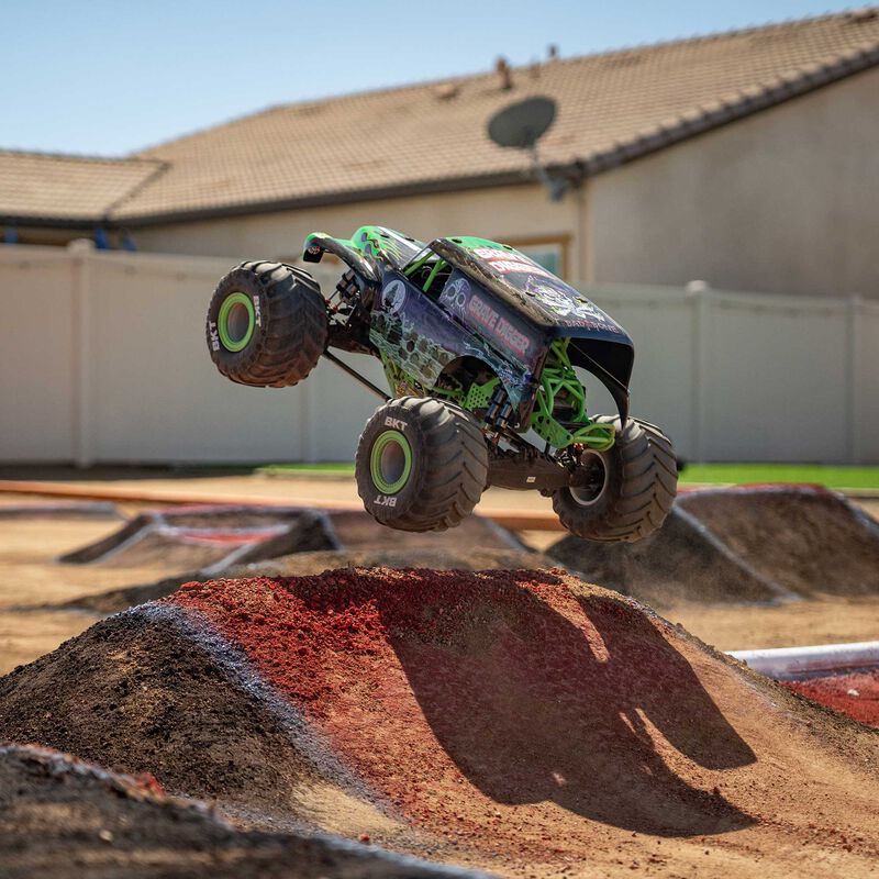 Losi 1/8 LMT 2.0 Grave Digger 4X4 Solid Axle Brushless Monster Truck RTR - Green - Image 23