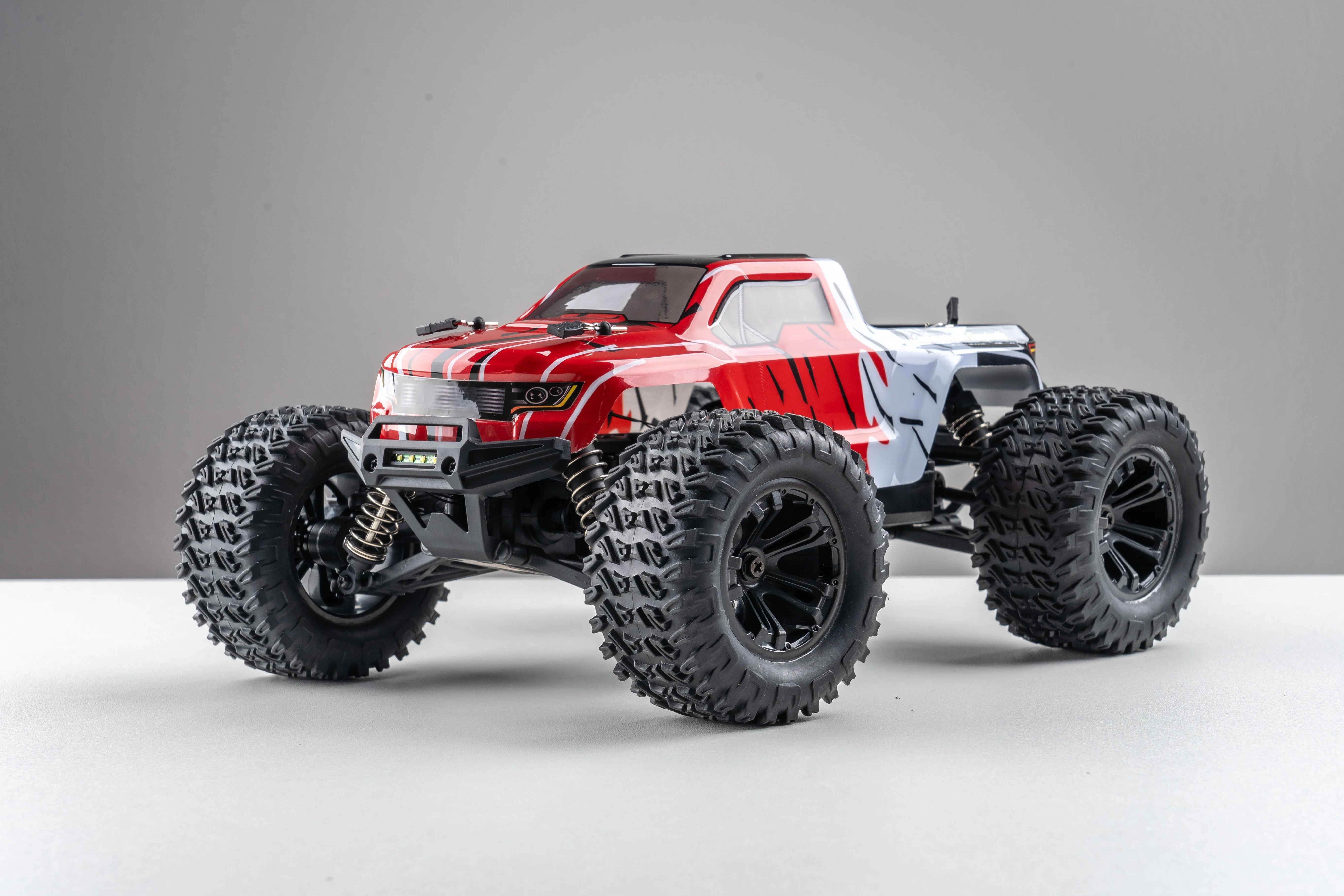 Mega RC 1/16 M-Titan Mini Monster 4x4 Truck RTR - Red - Image 2
