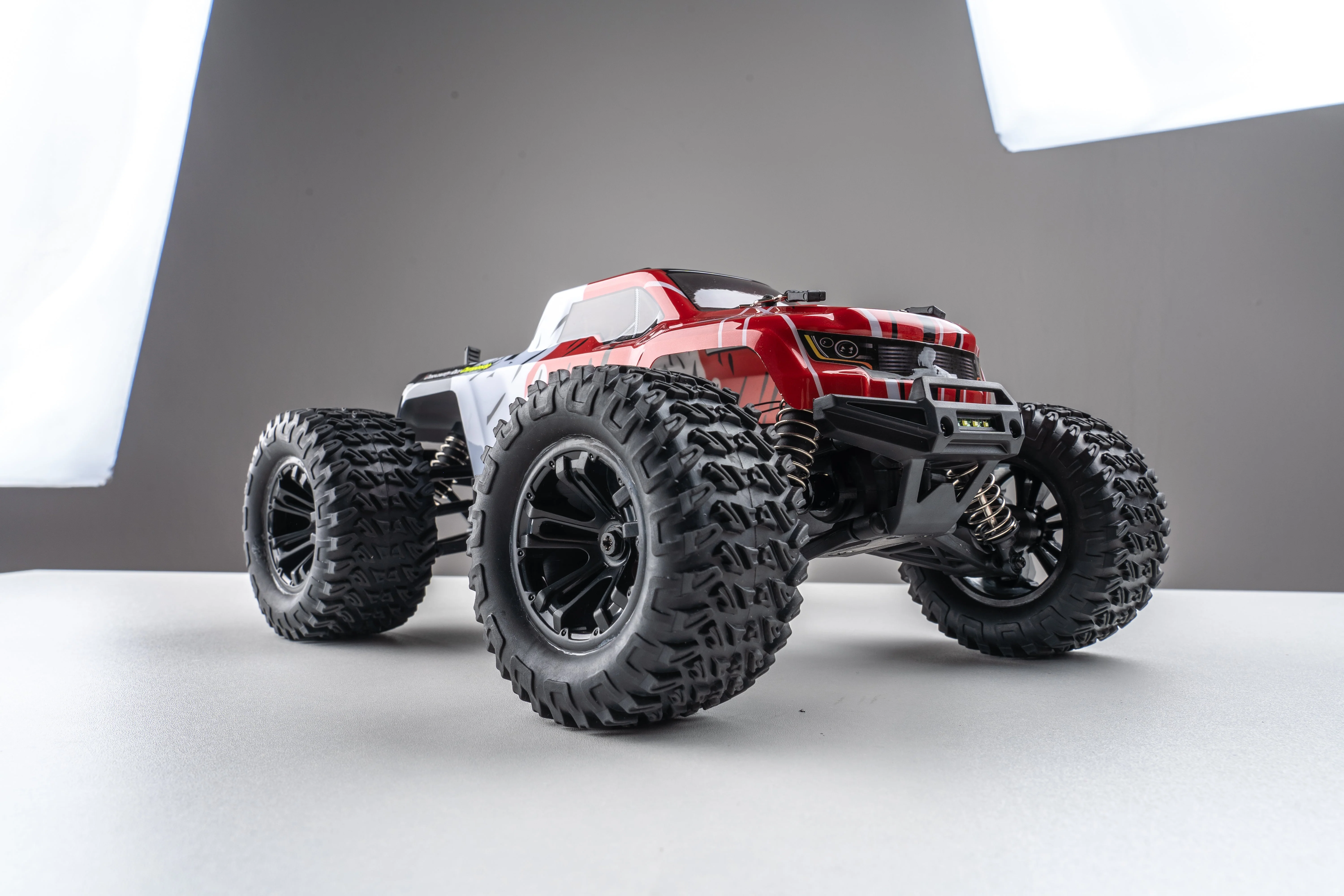 Mega RC 1/16 M-Titan Mini Monster 4x4 Truck RTR - Red - Image 5