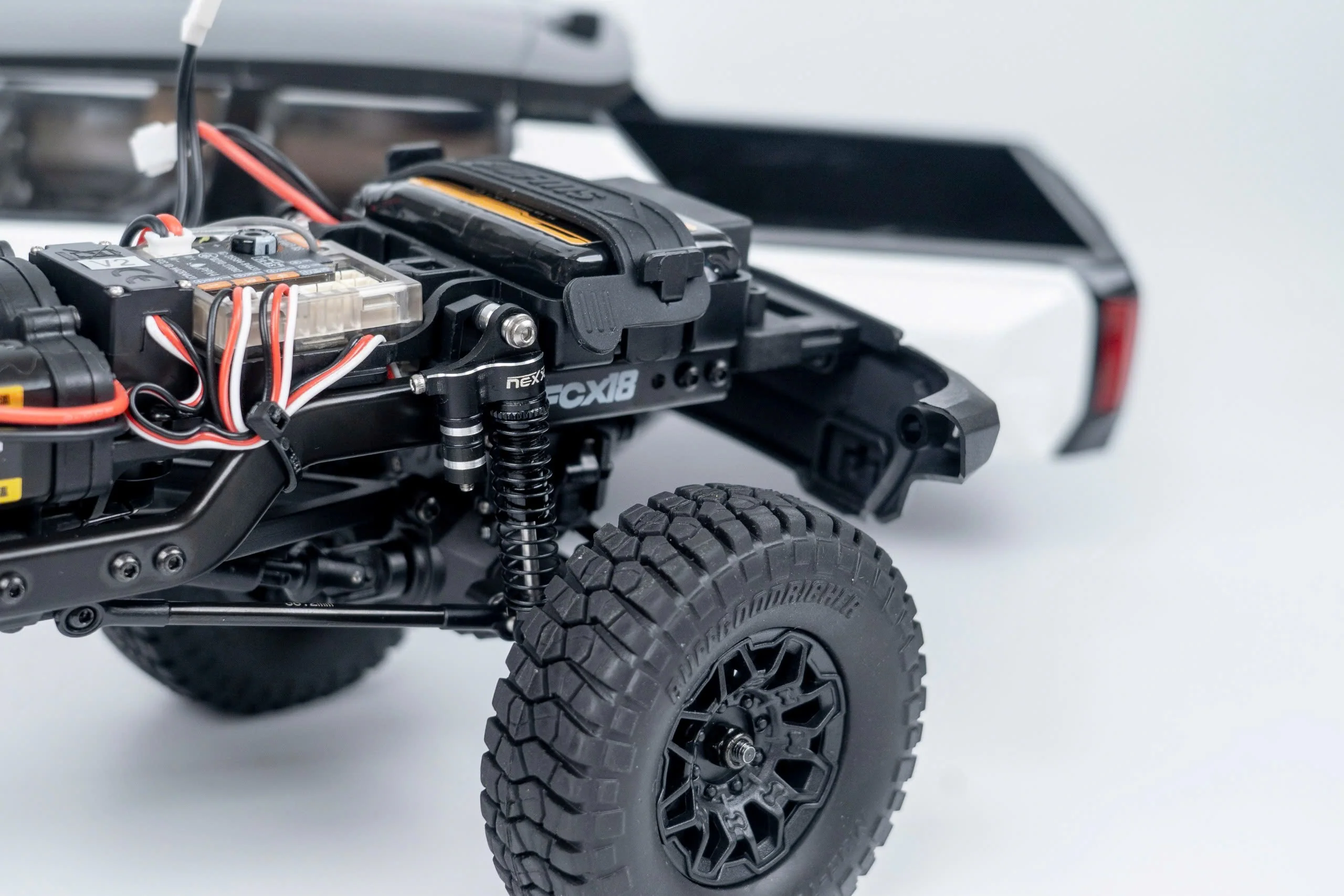 Nexx Racing 45mm Reservoir Shocks (4pcs) for 1/24 RC Crawler FMS FCX24/ FCX18 Hummer EV - BLUE - Image 6