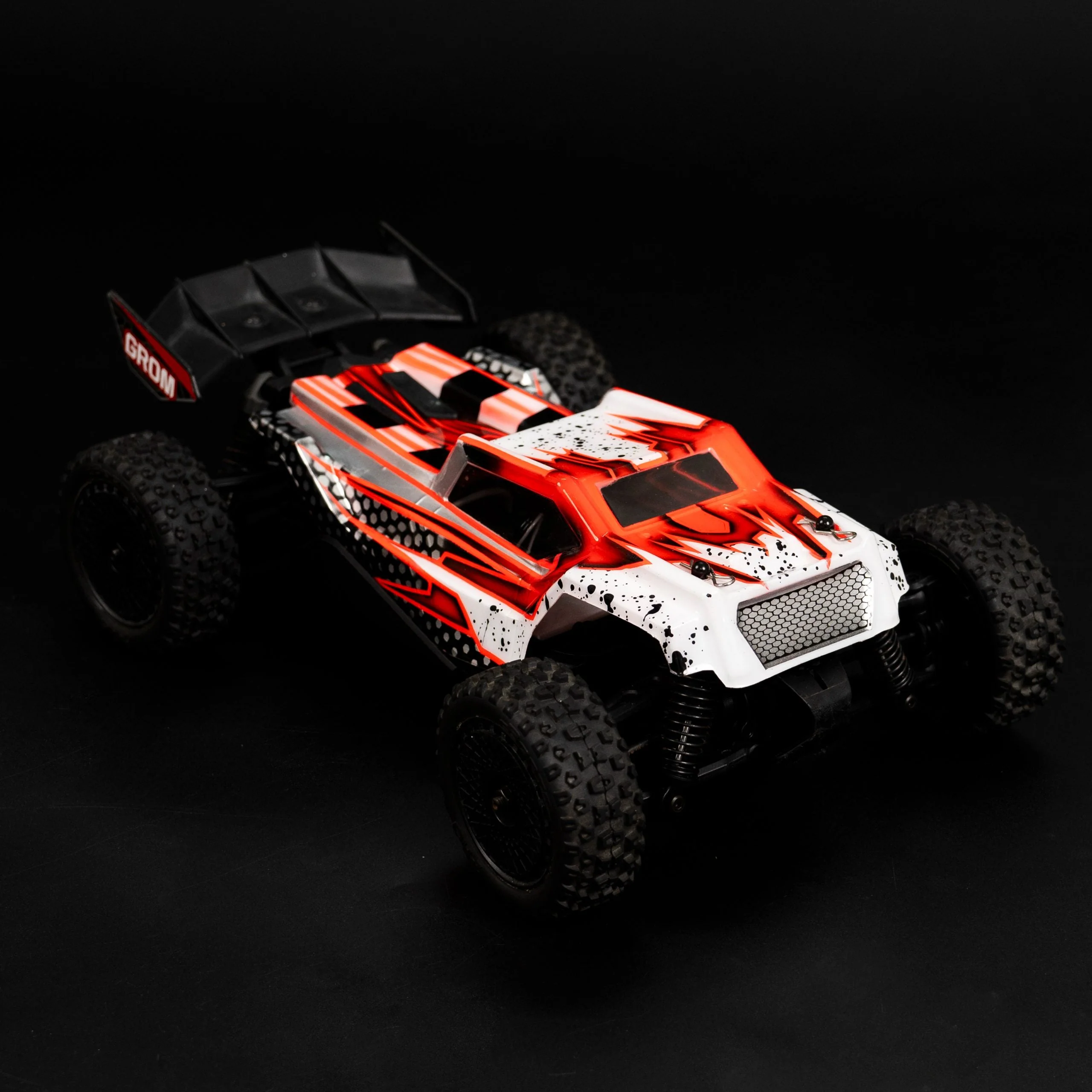 RADIANZ Arrma Grom Airbrush Lexan Body – Prismatik - Image 2