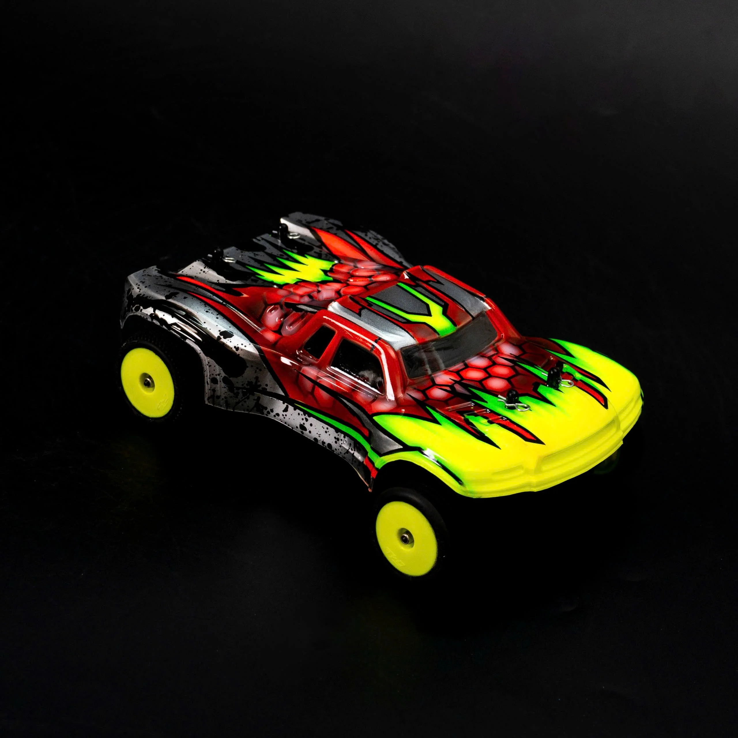 RADIANZ Micro-B SCT Airbrush Lexan Body - Titanoboa - Image 2