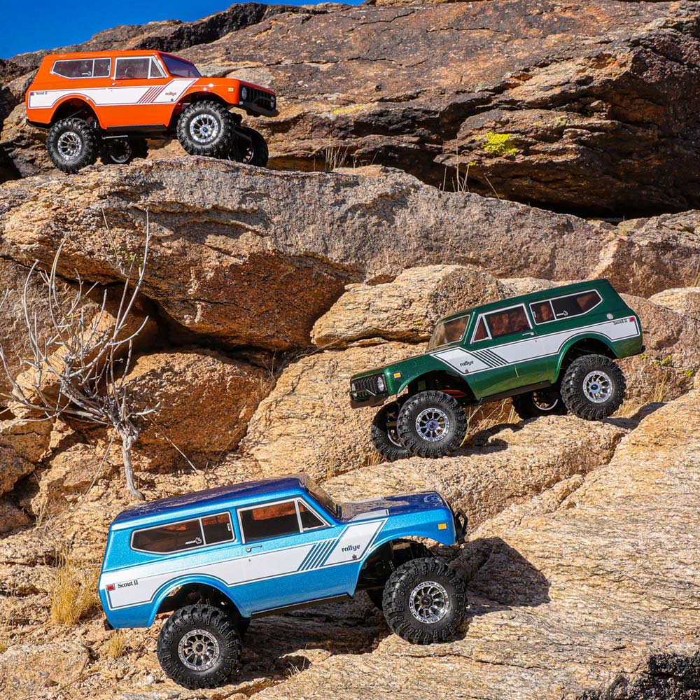 Redcat Ascent-18 International Scout II - 1/18 Scale Brushed Electric Rock Crawler - Blue - Image 15
