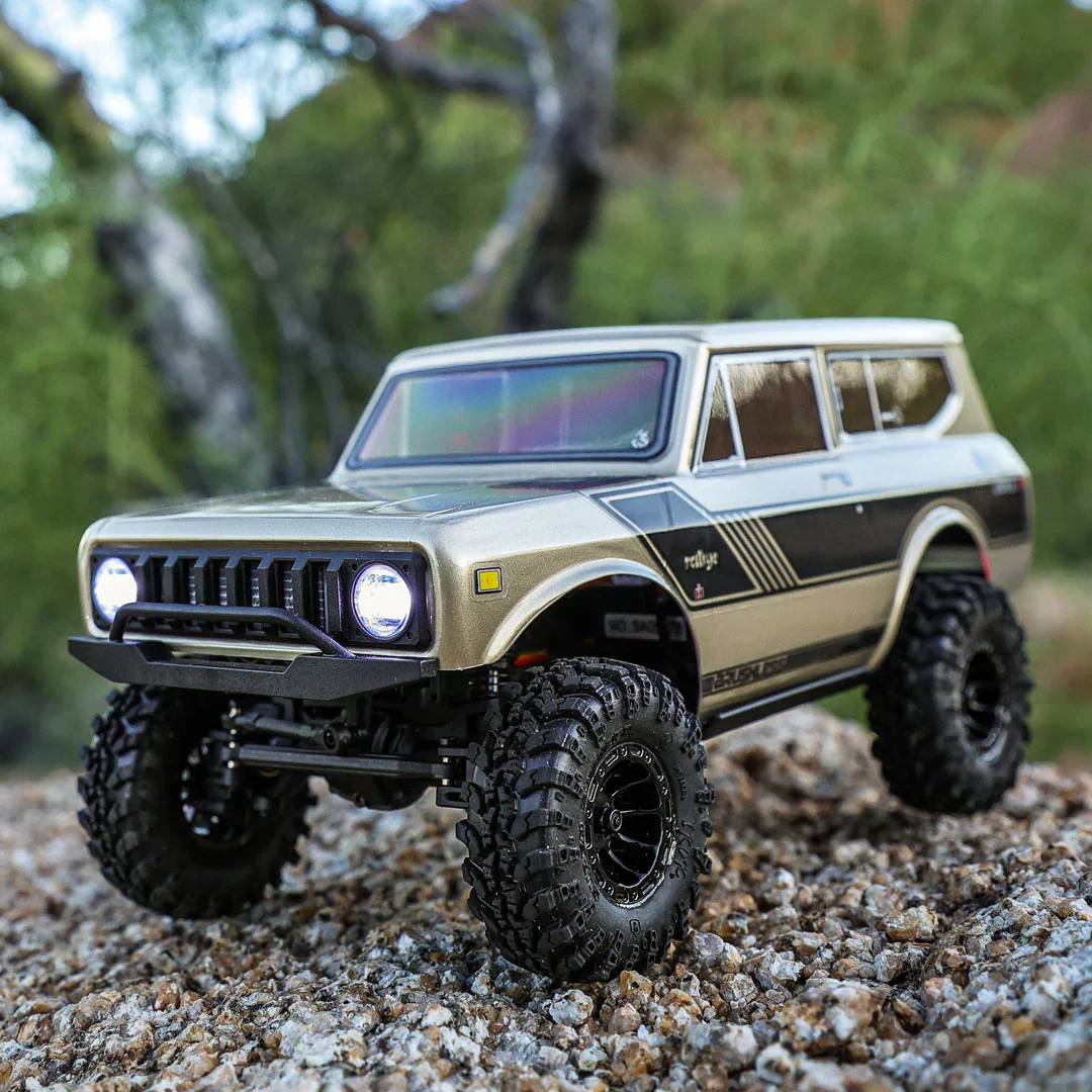 Redcat Ascent-18 International Scout II Brushless - 1/18 Scale Brushless Electric Rock Crawler - Image 16