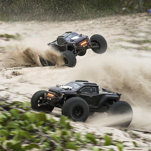 Rlaarlo Carbon Fiber MINI 1:10 Scale Brushless Monster Truck - Image 17