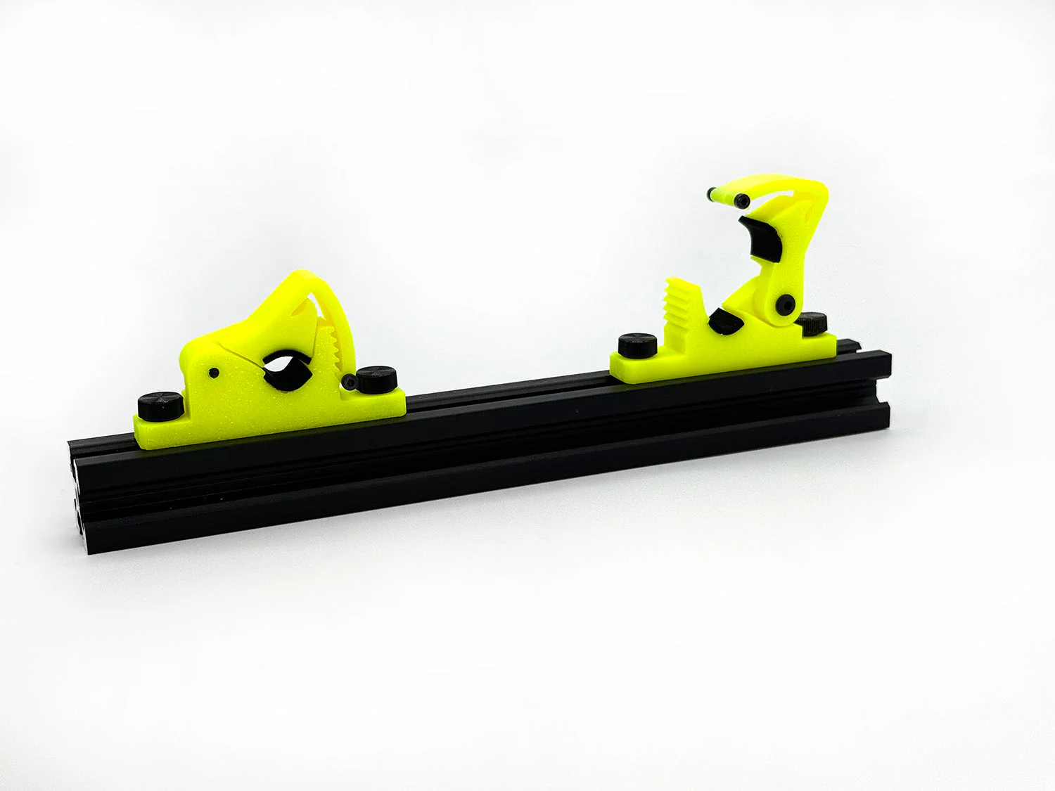 XGuard One-Size-Fits-All Skid Clamp System Single clamp set of 2 with extrussion rail mounting hardware - Image 3